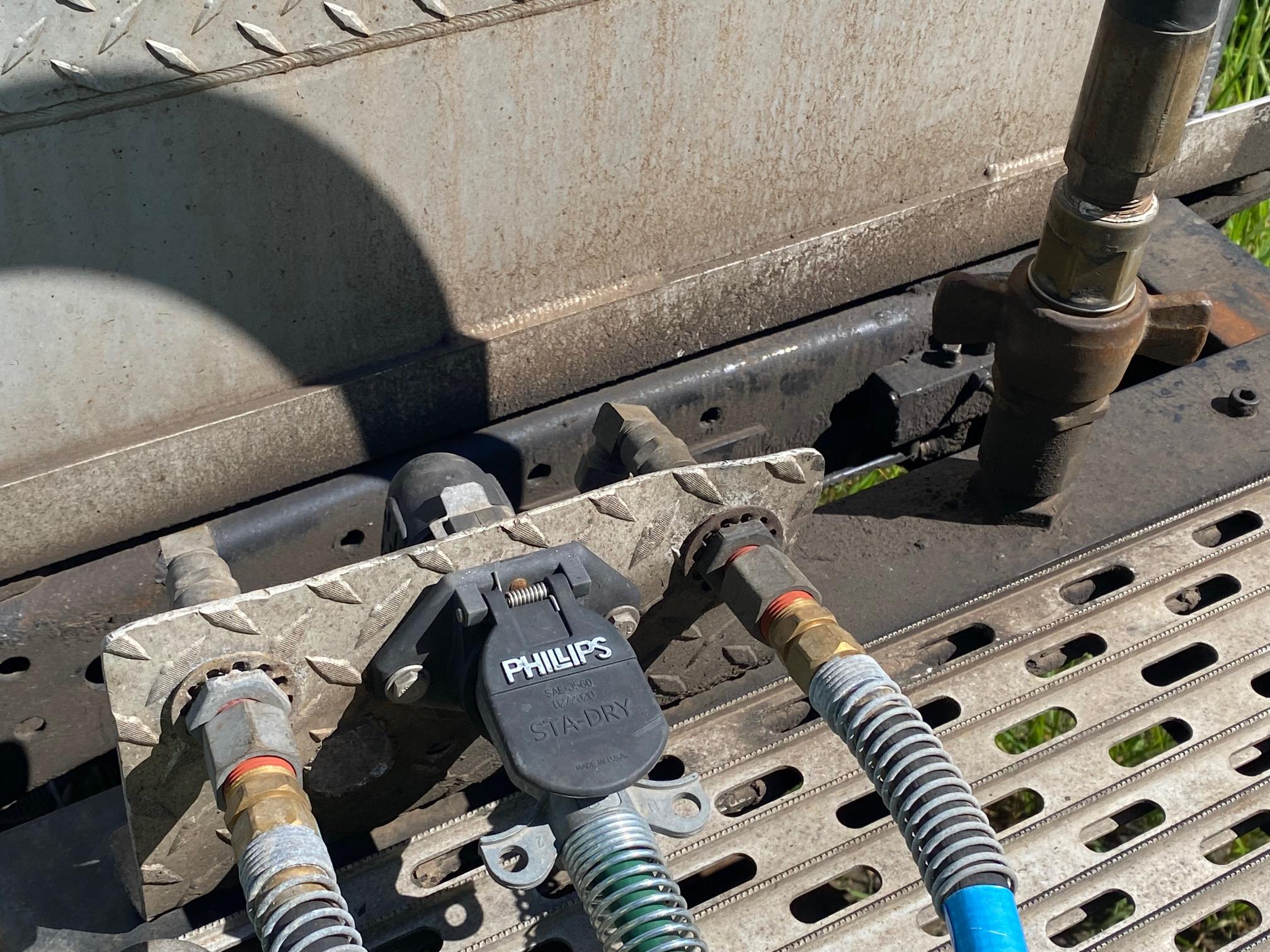 2008 FREIGHTLINER Columbia - Image 18